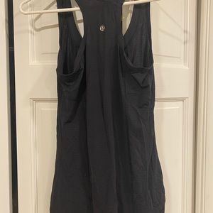 Lululemon black tank